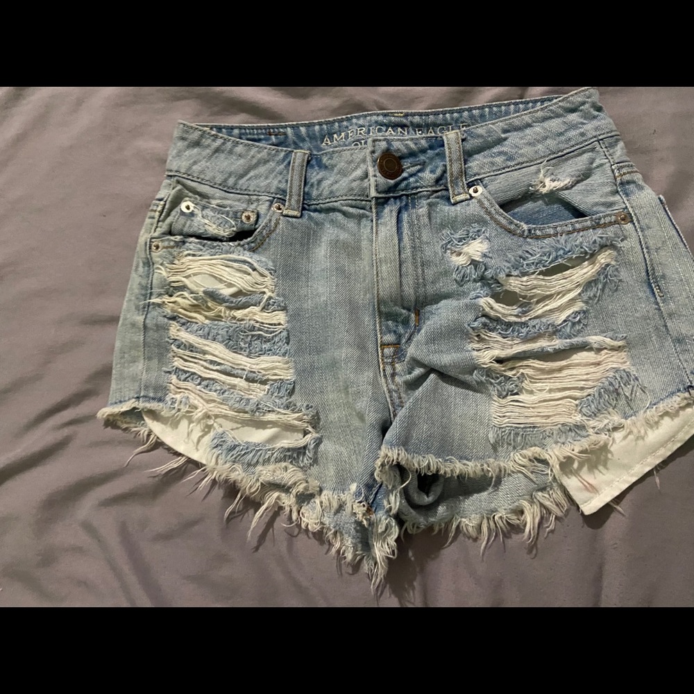 American Eagle size 00 ripped shorts